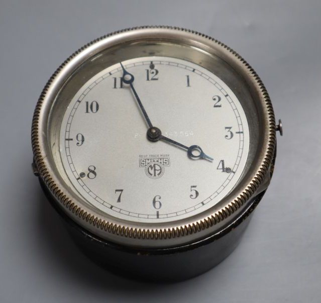 A Smiths car clock, serial number 343.564